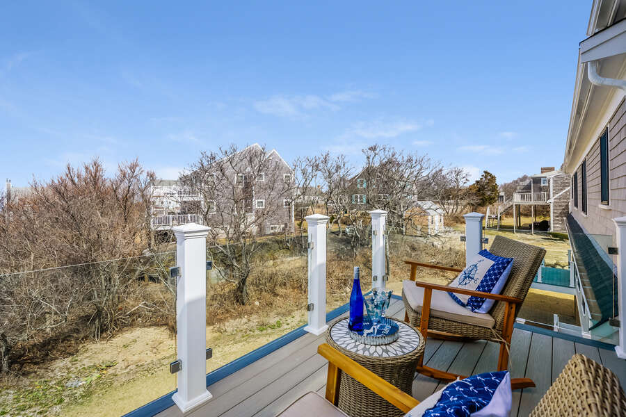 Comfy furniture to watch the sun rise and set - 74 E Bay View Road Dennis Cape Cod - New England Vacation Rentals
