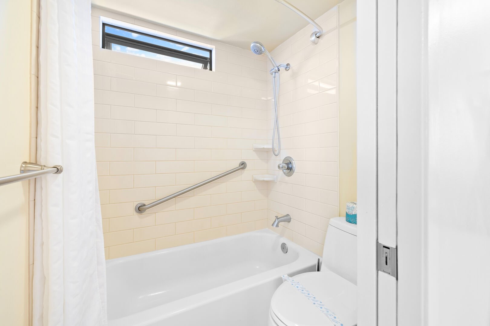 This unit has a full bathroom with tub and shower combination!