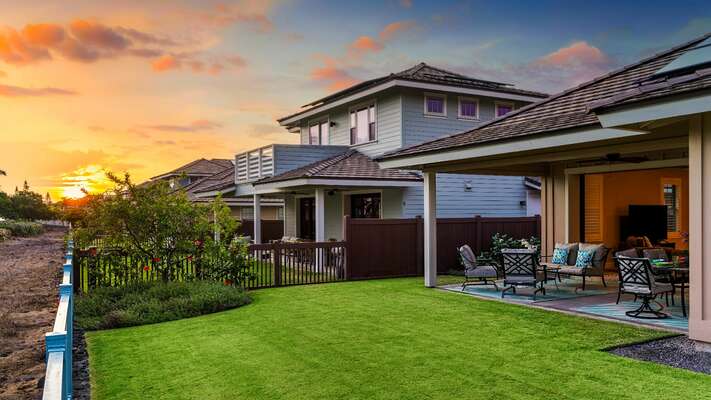 Gorgeous sunset views from your yard at Holua Kai 6