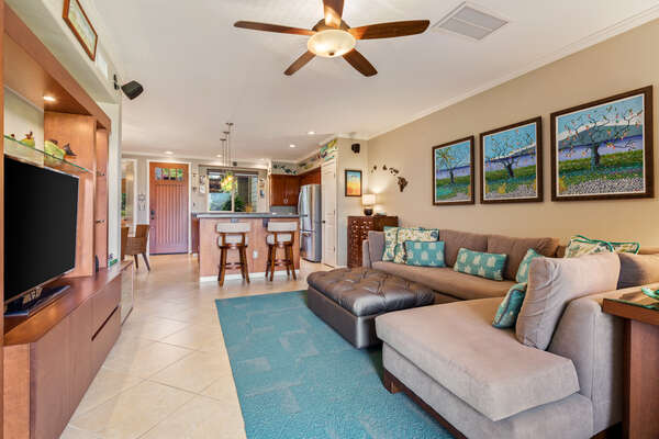 Living Are with Sectional and TV at Mauna Lani Hawai'i Vacation Rental