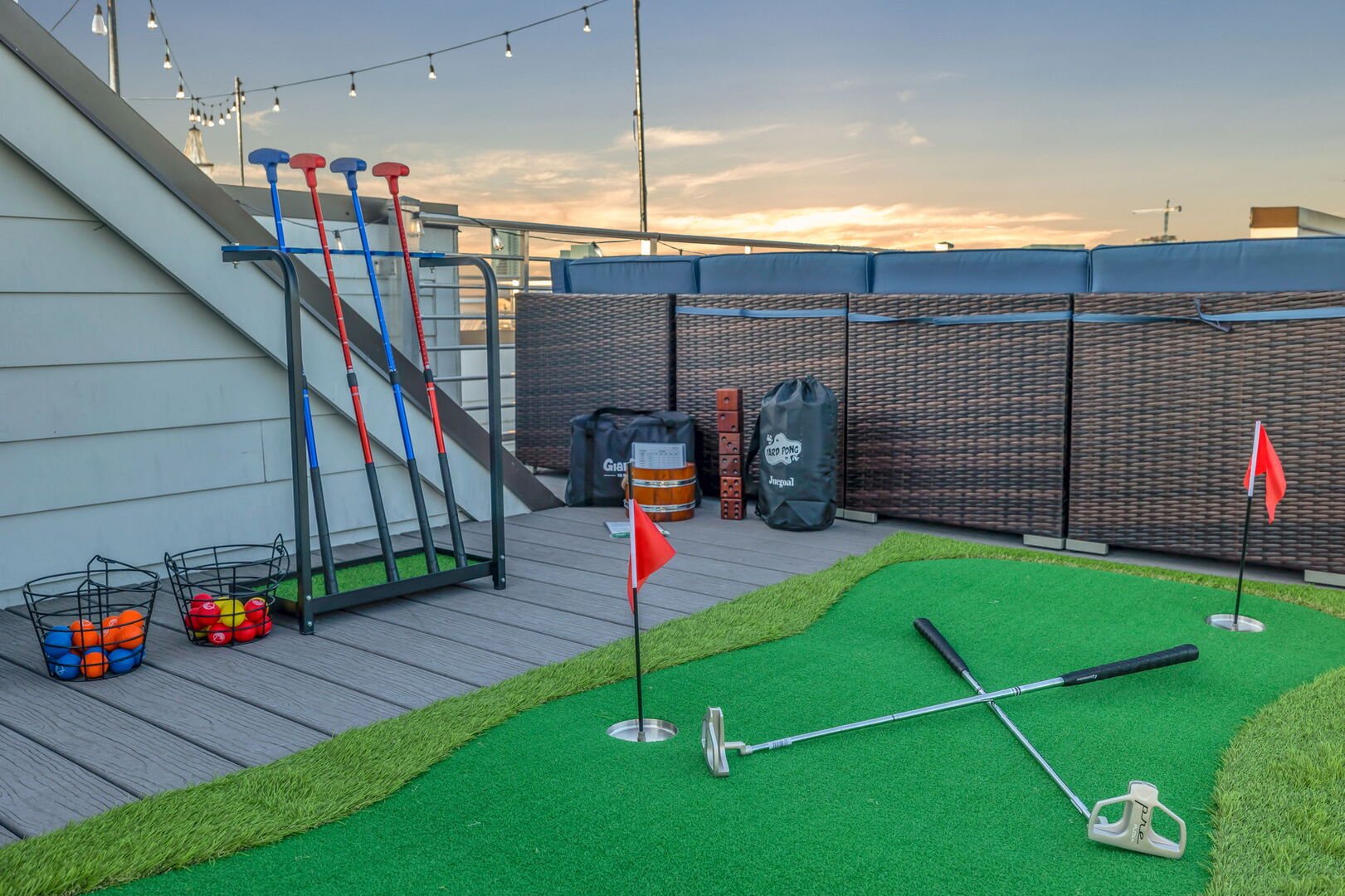 Private 600-square-foot outdoor deck and 360-degree views of Downtown Nashville with outdoor games, BBQ, cooler, plus outdoor seating.
