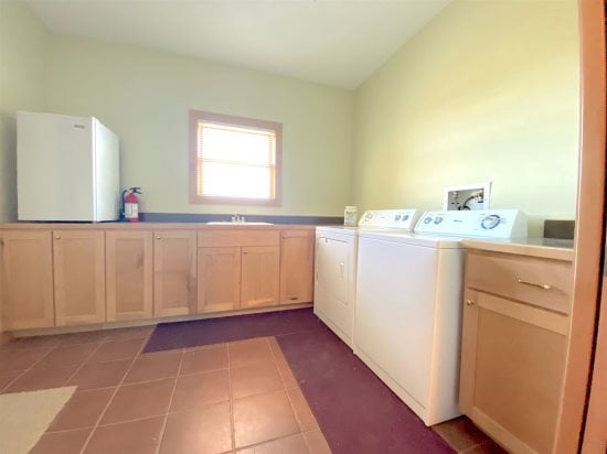 Laundry room with a sink