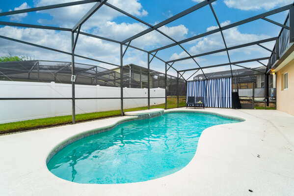 Pool showing side screening
