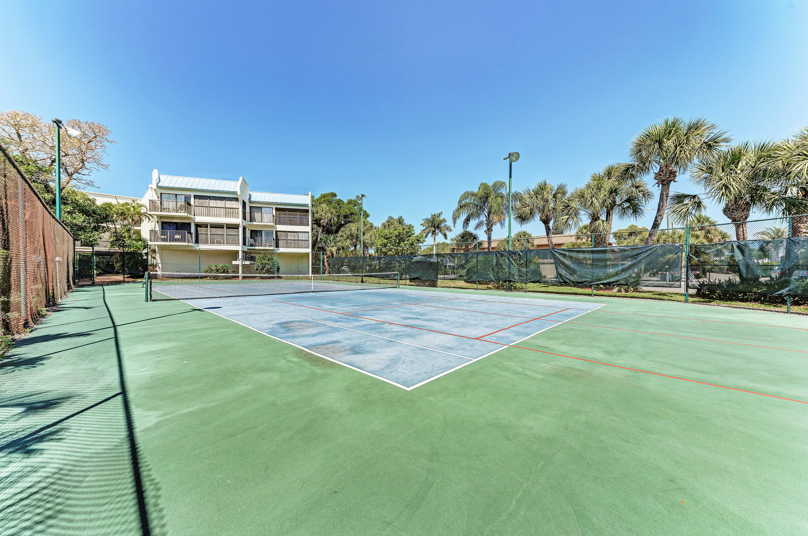 Sun Plaza West condo tennis court