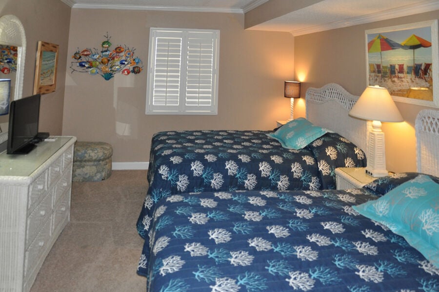 Verandas 1004 - vacation condo in Ocean Drive Beach, North Myrtle Beach | bedroom 2 | Thomas Beach Vacations