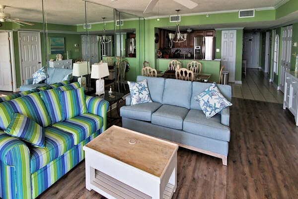 Verandas 1004 - vacation condo in Ocean Drive Beach, North Myrtle Beach | living room 2 | Thomas Beach Vacations