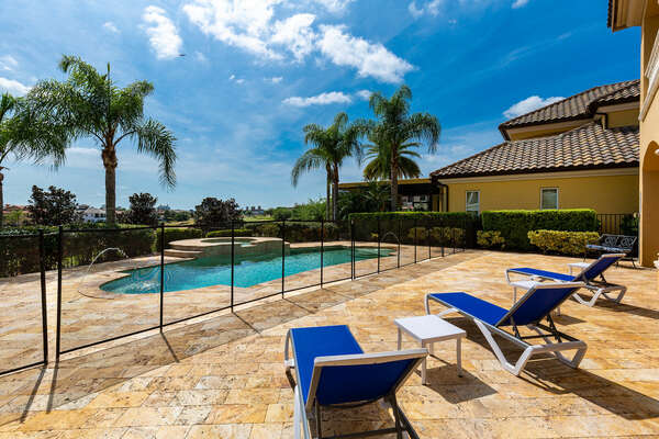 Relax poolside on one of the 6 sun loungers