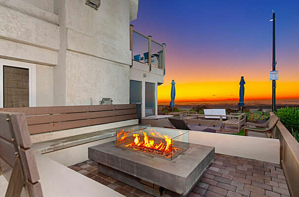 Ground Floor Patio with Fire Pit (Shared with 1 Other Unit)
