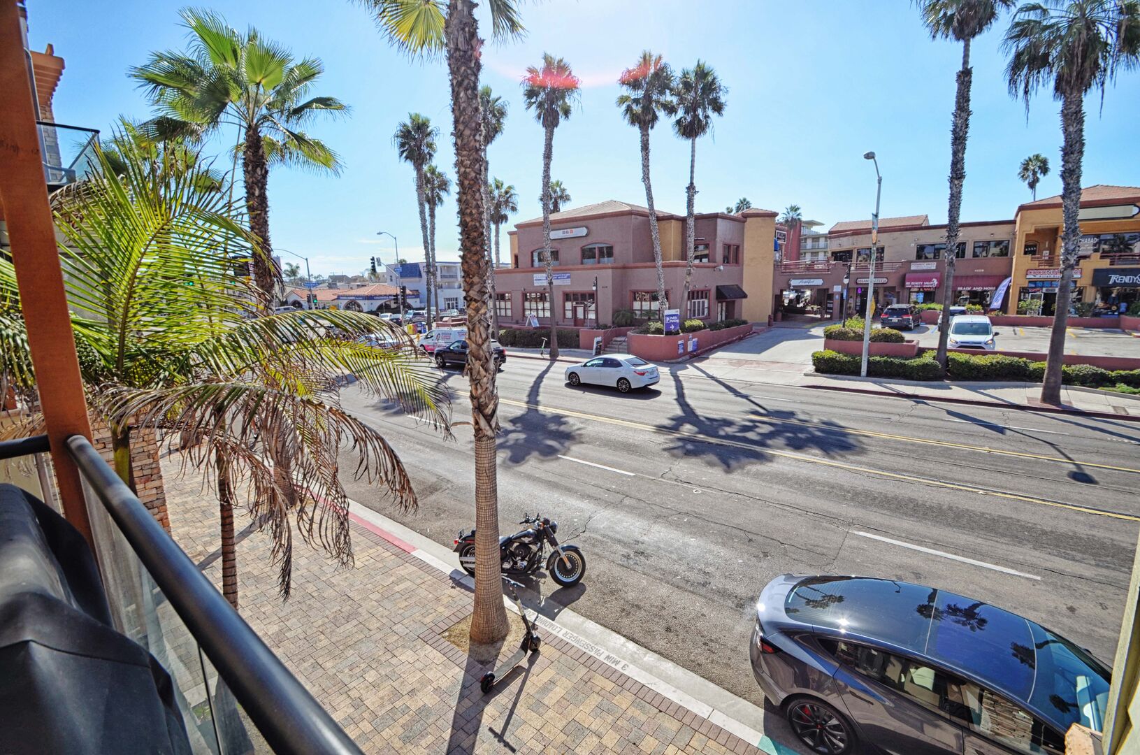 Balcony view of Mission Blvd