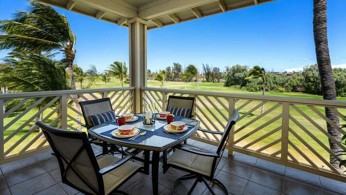 Outdoor Dining Area with Seating fo 4 on your Spacious Lanai at Waikoloa Hawaii Vacation Rentals