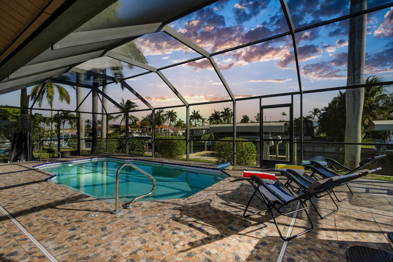 Ferienhaus mit beheiztem Pool in Cape Coral, Florida