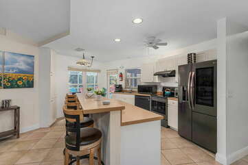 KITCHEN
(fully equipped with matching LG stainless steel appliances and premium cooking essentials, drip coffee maker)