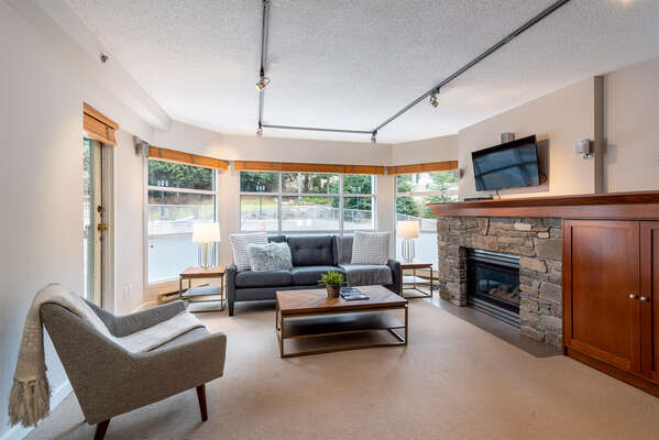 Living Room With Gas Fireplace