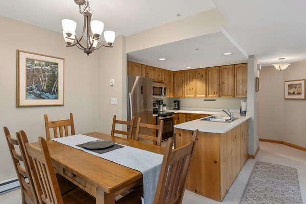 Main Floor - Dining Area