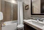 Upper Level Shared Full bathroom with tub/shower combo