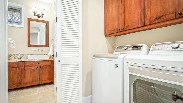 Washer/dryer are provided to ensure total comfort