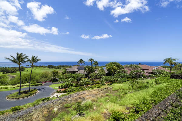 Nearby world-class golf courses and to the world-famous Mauna Kea and Hapuna Beach resorts