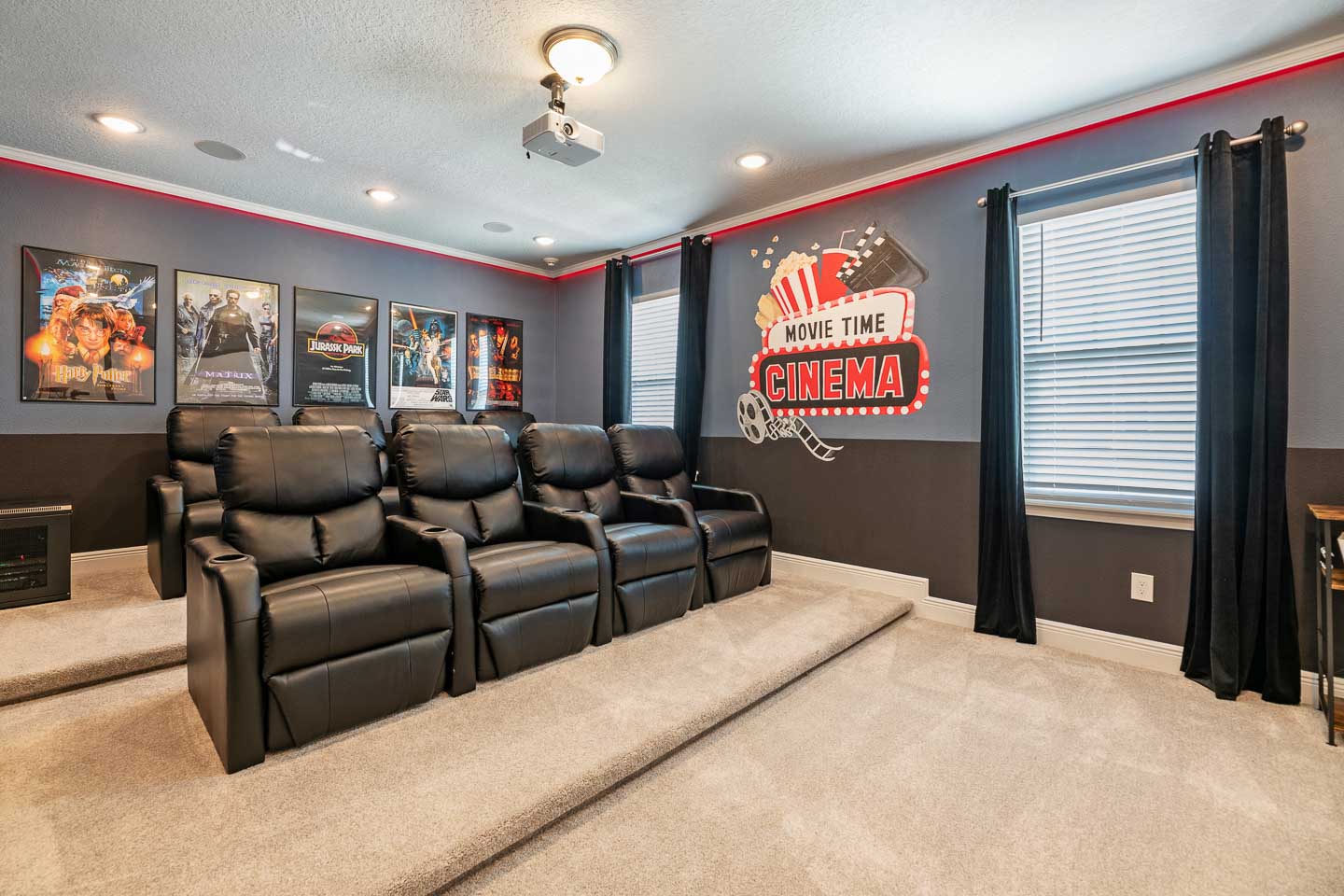 [amenities:theater-room:2] Theater Room