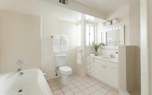 Master En-Suite Bathroom w/ Tub + Shower- First Floor