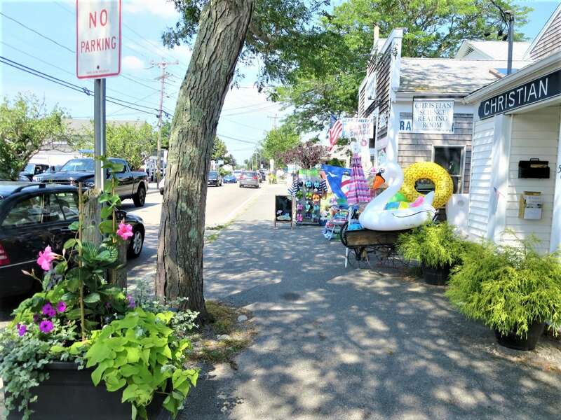 Main St- Harwich- Cape Cod- New England Vacation Rentals