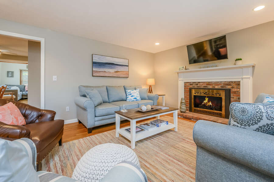Plenty of seating in the living room at 46 Har-Wood Ave Harwich- Cape Cod- New England Vacation Rentals