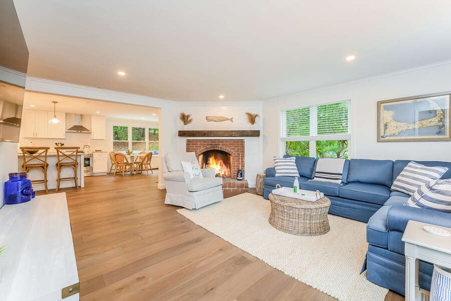 Family room to right of entrance  - 21 Moon Compass Lane Sandwich Cape Cod - New England Vacation Rentals