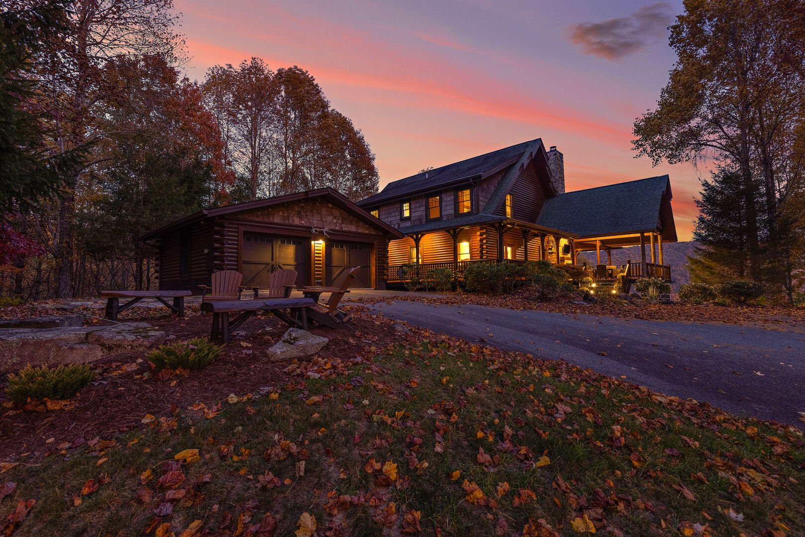 » Carolina Cabin Rentals Diamond Creek Lodge