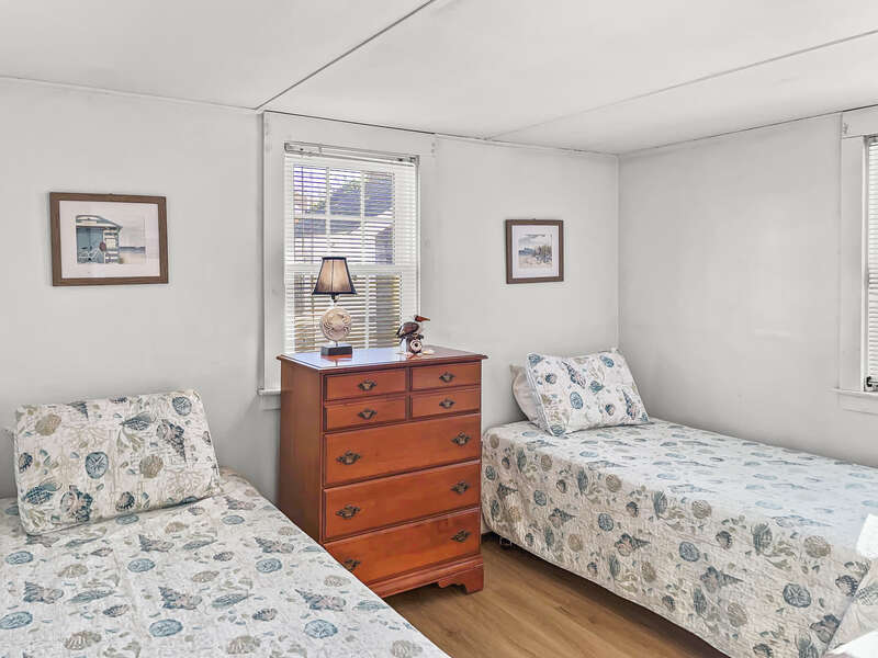 Bedroom #2 with 2 twin beds and dressers - 25 Zylpha Rd Harwich Port- Cape Cod- New England Vacation Rentals