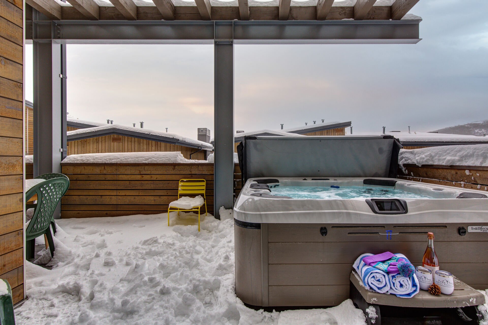 Large Private Deck with Private Hot Tub