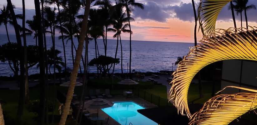 Sunset view from this Kona Hawaii vacation rental