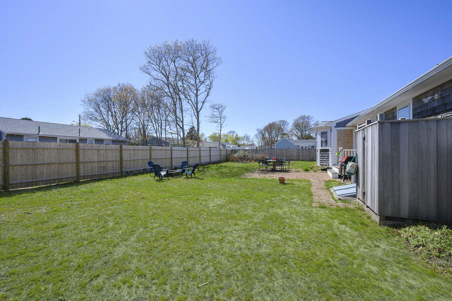 Fenced in yard - 7 Cutter Lane West Yarmouth Cape Cod - New England Vacation Rentals