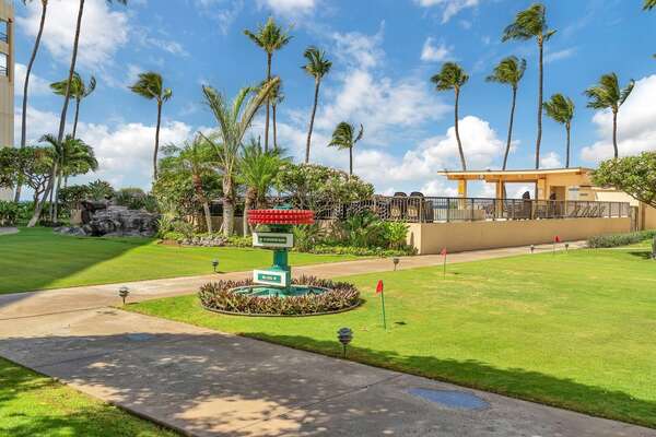 Putting green.