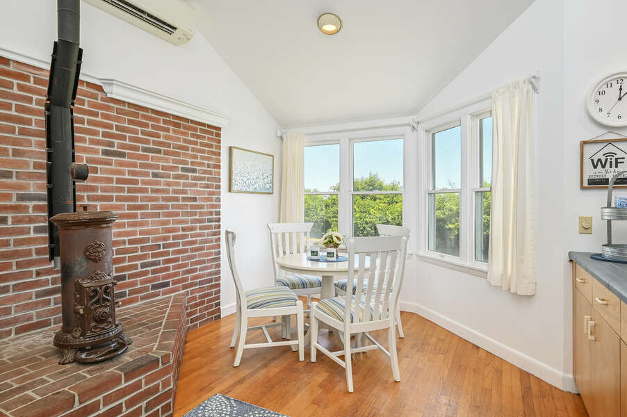 Family room - perfect for morning coffee - 229 Scatteree Road Chatham Cape Cod - New England Vacation Rentals