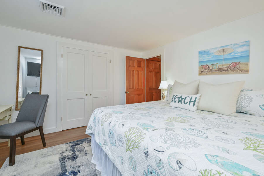 Main Floor Bedroom 1 with King Bed - 229 Scatteree Road Chatham Cape Cod - New England Vacation Rentals