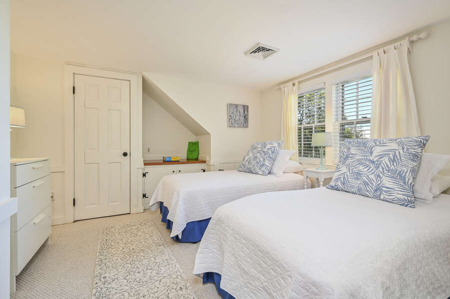 Upstairs Bedroom #3 with 2 twin beds - 229 Scatteree Road Chatham Cape Cod - New England Vacation Rentals