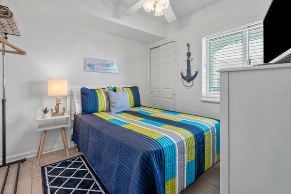 Paradise Pointe 4B - oceanfront condo in Cherry Grove Beach in North Myrtle Beach | bedroom 3 | Thomas Beach Vacations