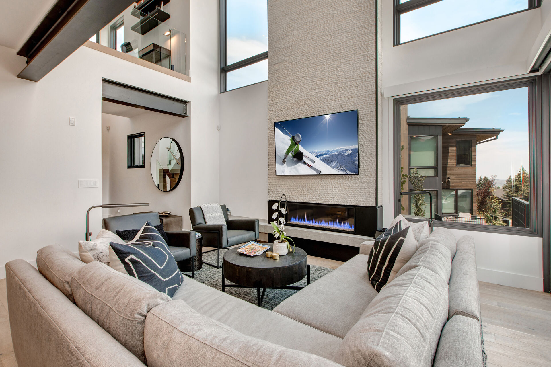 Living Room with a Gas Fireplace, 65