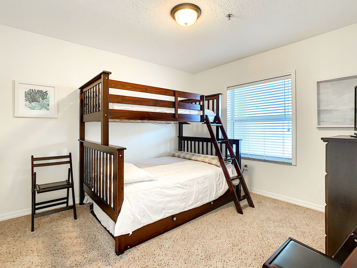 Bedroom with Twin/Full bunk bed