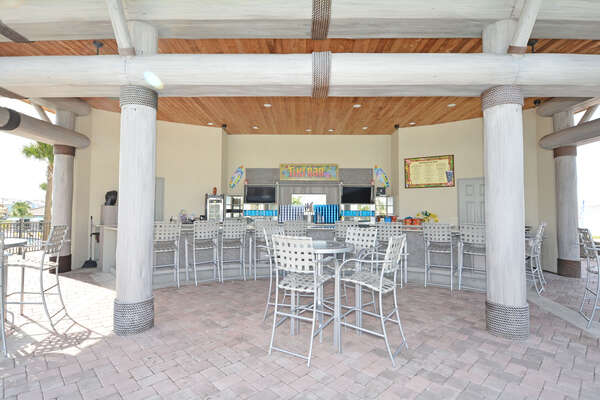 On-site amenities: Poolside bar serving drinks and snacks