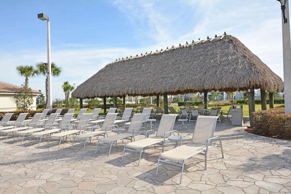 On-site amenities: Sun loungers and tiki cabana hut