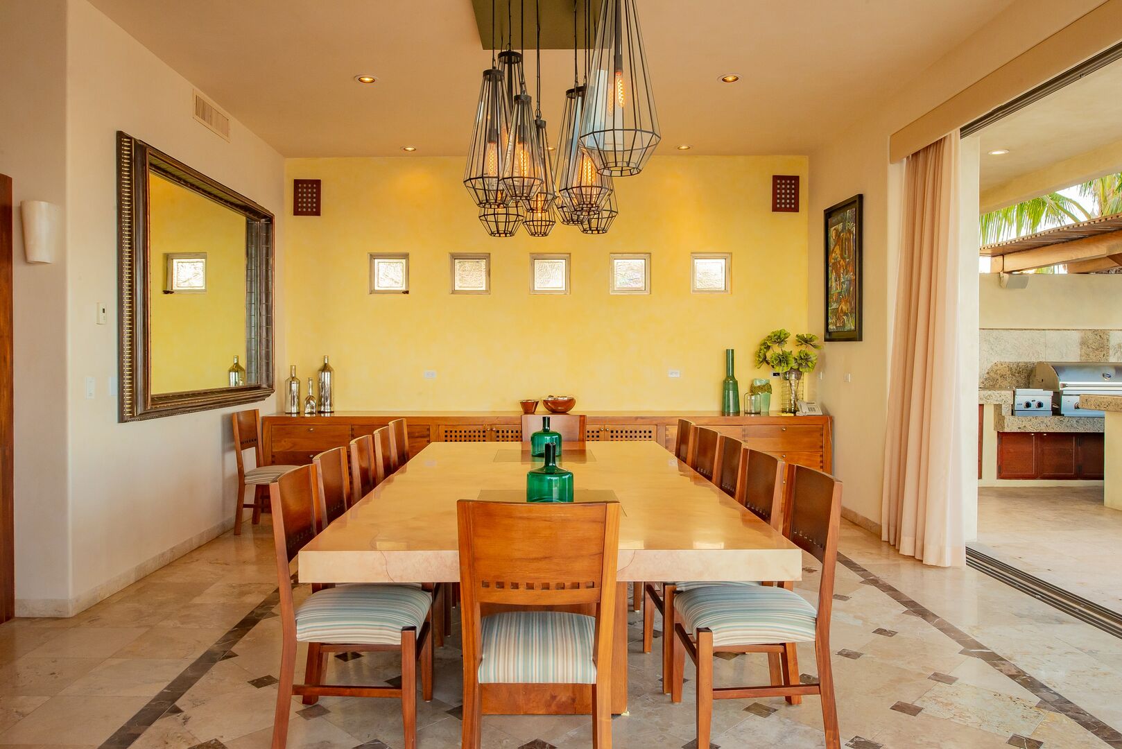 A front view of the dining table in Villa Penasco.