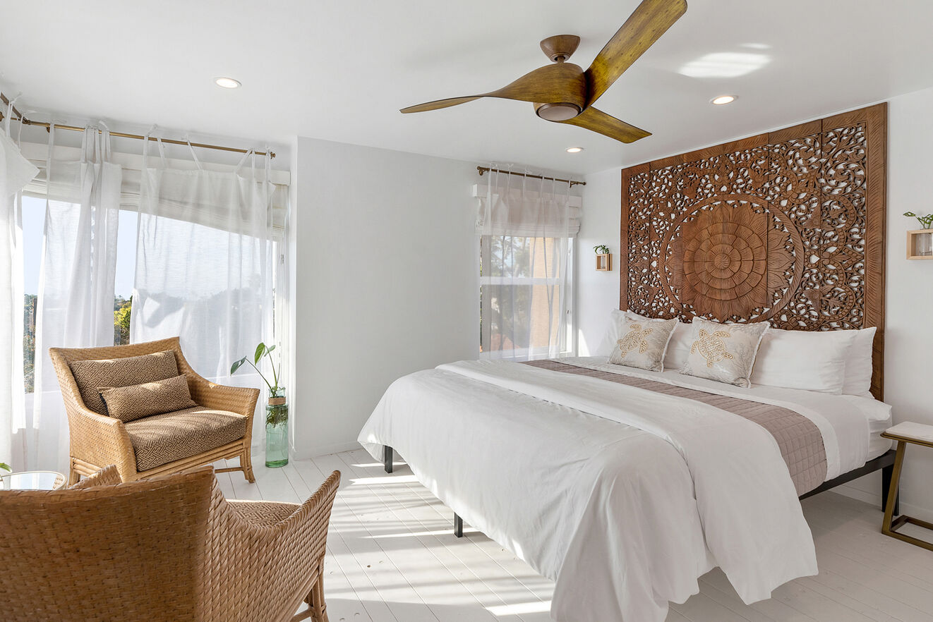 Master bedroom with ocean view and Cal King size bed.