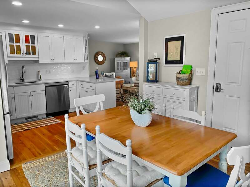 Dining for 6 in this open concept home-  26 Sea Mist Lane South Chatham Cape Cod - New England Vacation Rentals