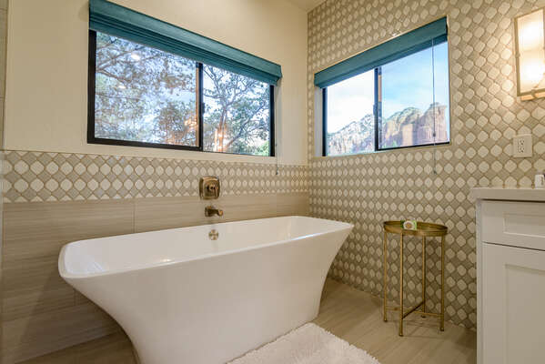 Soaking Tub and Yes, There are Red Rock Views!