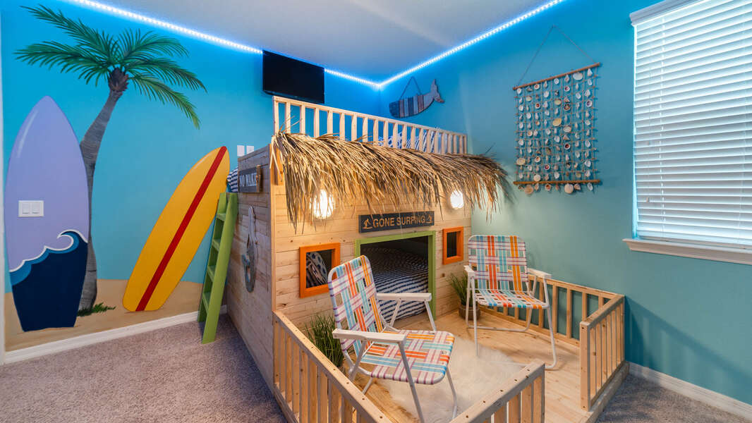 Bedroom 4 Upstairs
Double over Double Bunk Bed
Shared Bathroom
Beach Theme