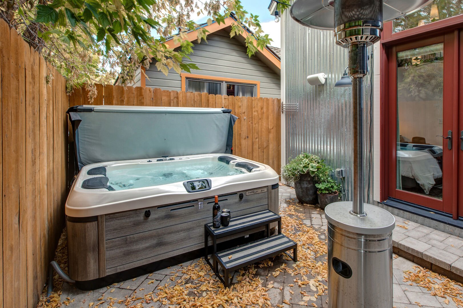 Outdoor hot tub.