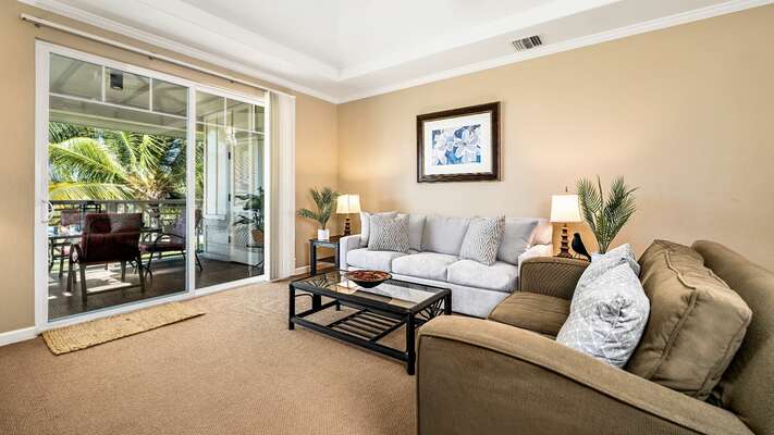 Living area with easy access to private lanai