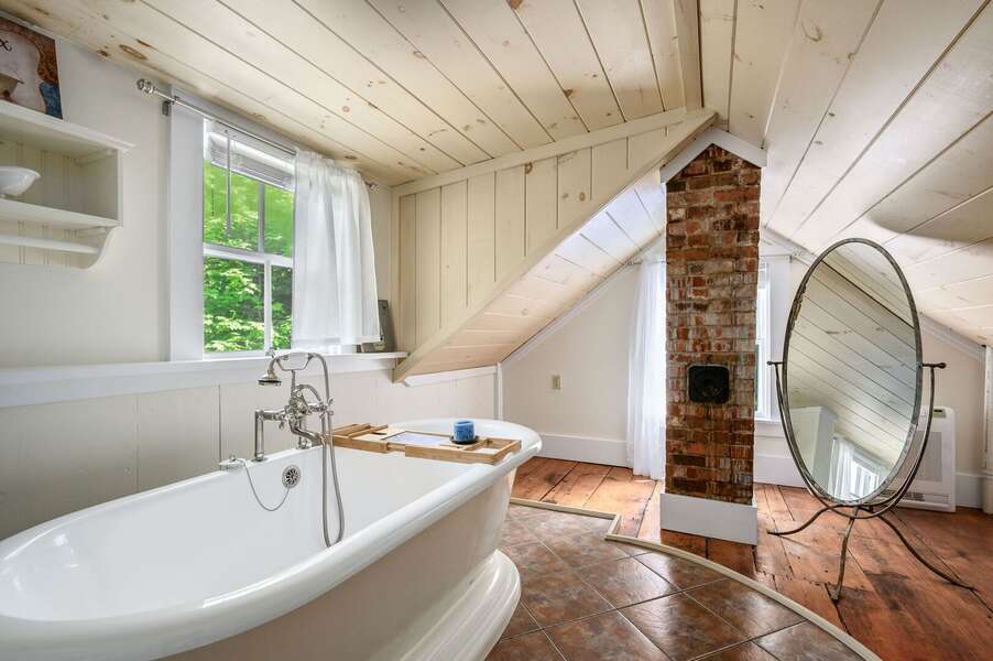 Luxurious Bathroom 2  - 98 West Road Orleans Cape Cod New England Vacation Rentals