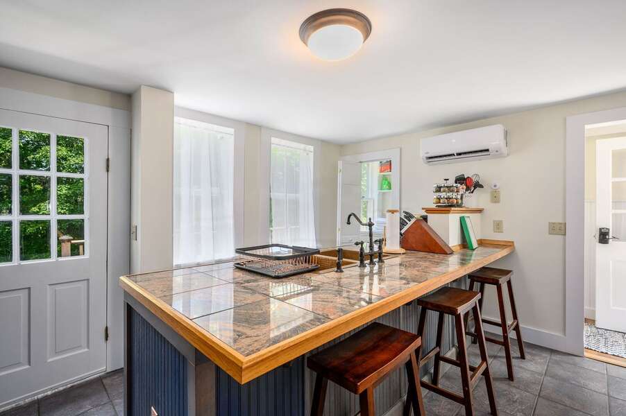 Breakfast bar for quick meals - 98 West Road Orleans Cape Cod New England Vacation Rentals
