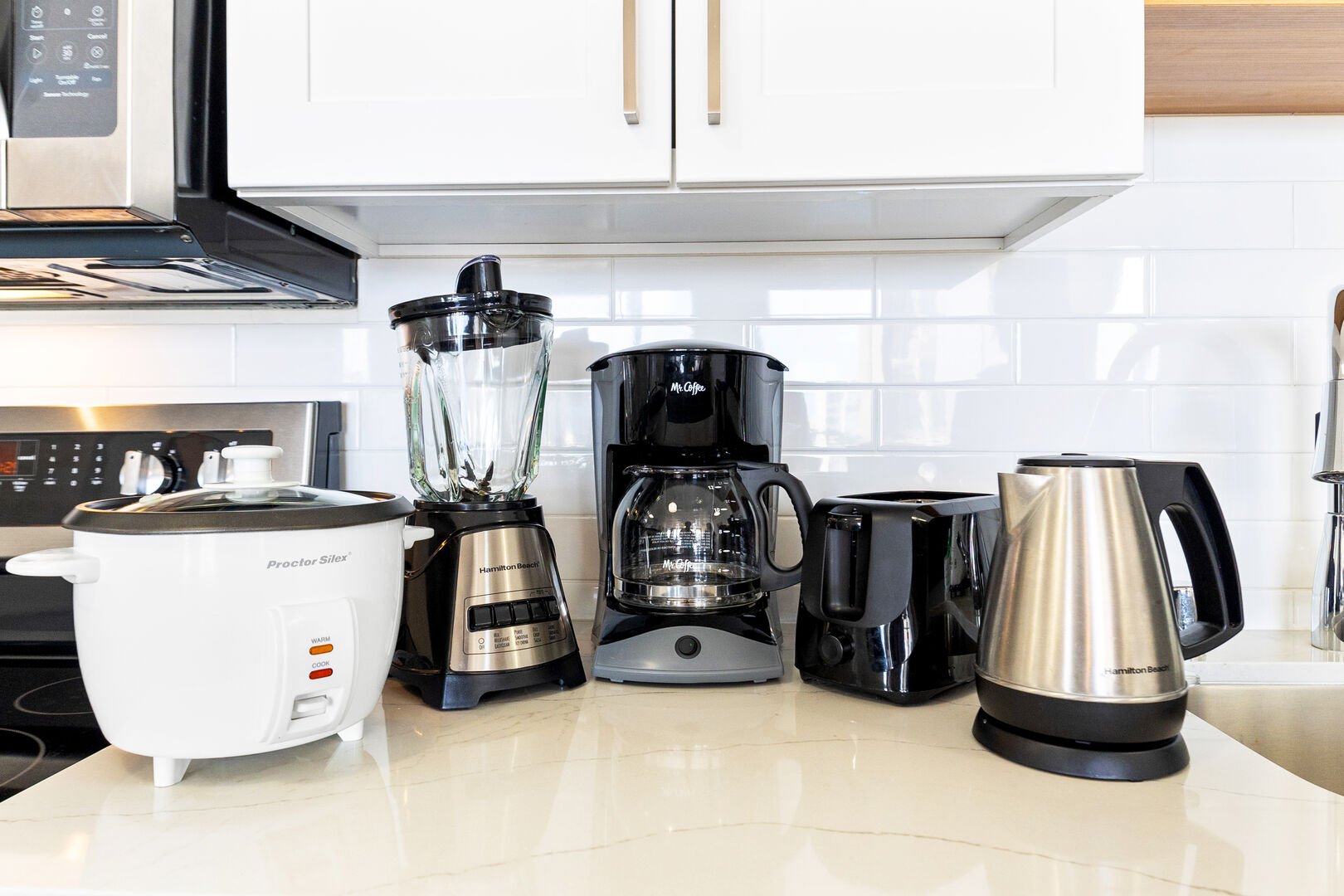 Available appliances include rice cooker, blender, coffee maker, toaster, and kettle